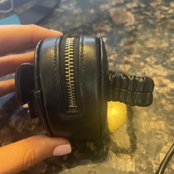 Chanel Heart Bag - Picture 3 of 4